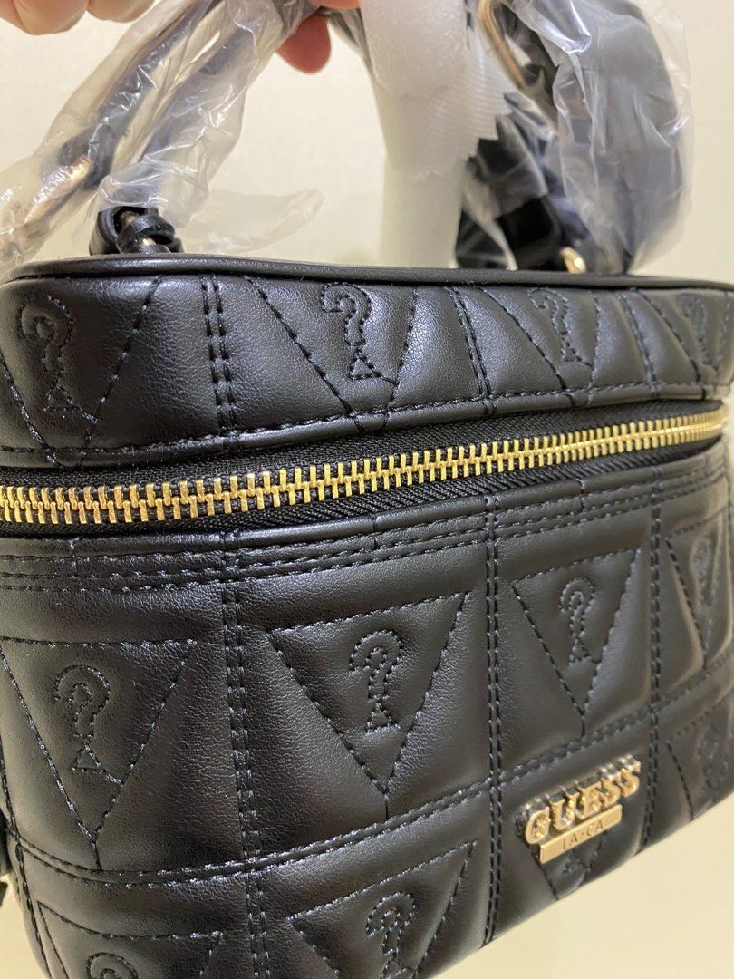 Guess vanity bag sales