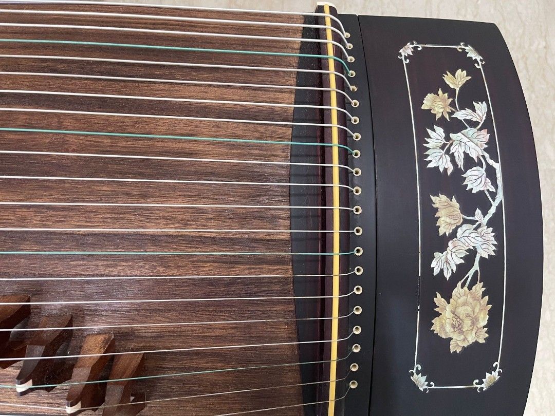 Guzheng, Hobbies & Toys, Music & Media, Musical Instruments on Carousell