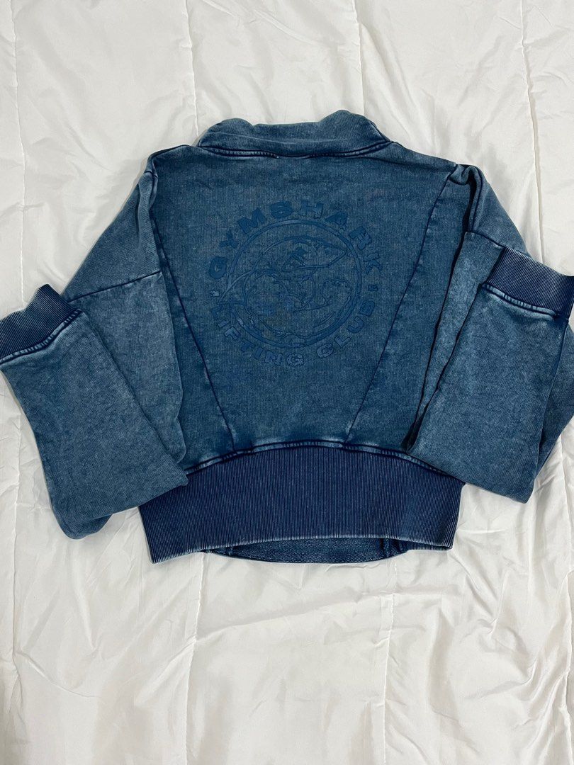 Gymshark Legacy Washed Denim Sweatshirt (Category: Activewear) located in Quezon City. Submitted by jc24208 (Listing ID 1243706788, Image 2). Description: .