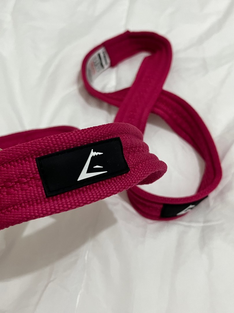 Gymshark Lifting straps Pink, Women's Fashion, Activewear on Carousell