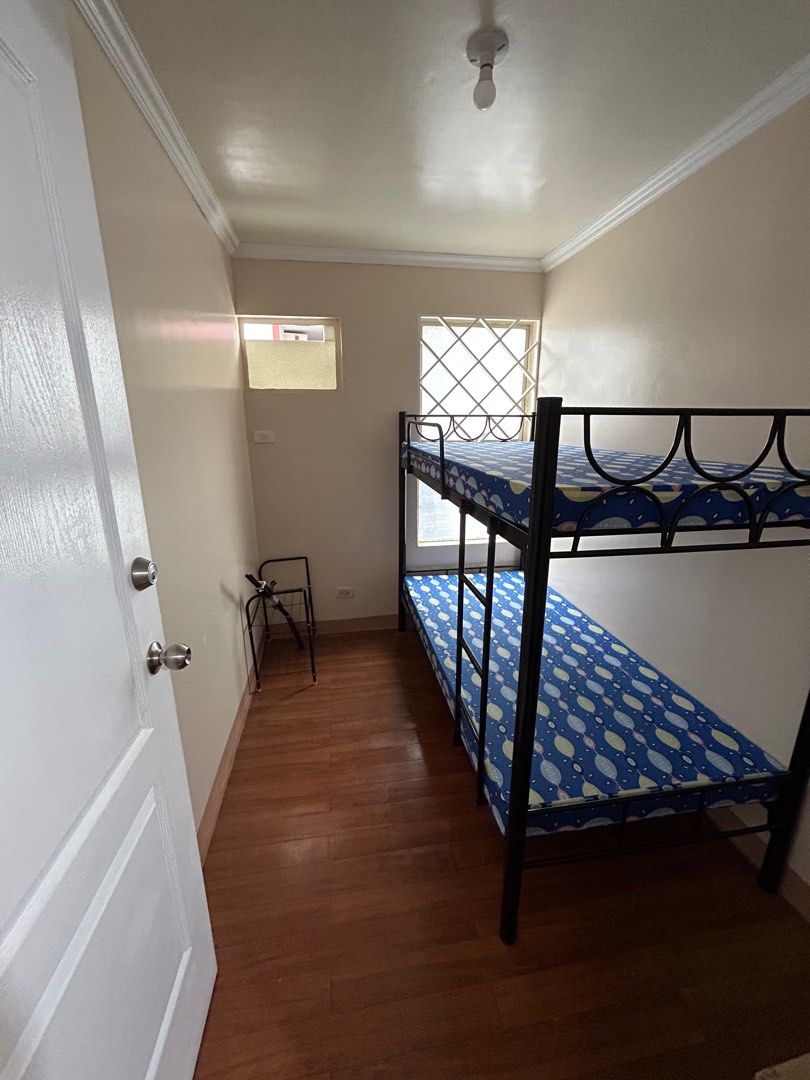 Hampton Gardens Two Bedroom Unit with Balcony (Category: Apartments & Condos) located in Pasig City. Submitted by liza.ordonio (Listing ID 1167174197, Image 3). Description: Hampton Gardens Condominium. Two Bedroom Unit with Balcony. 5th level. With 3 sqm drying cage at the roofdeck. PHP 3.2M net.
