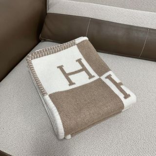 （分類：）位於 。 由 letabuy.luxury 提交（商品編號 1243597425，圖片 1）。簡介： 。