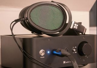 Hifiman Jade ii electrostatic headphone and amplifier