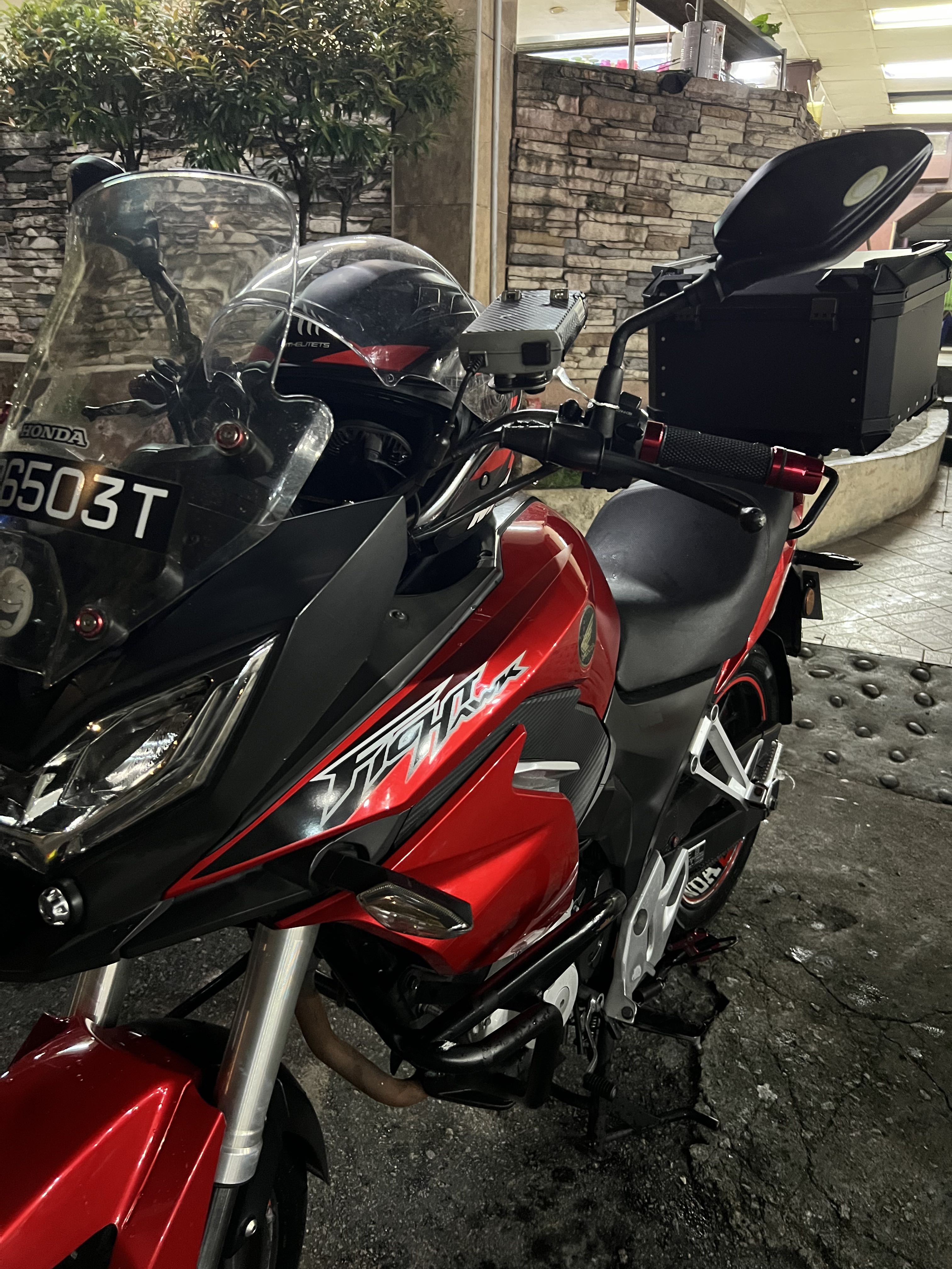 Honda CBF190X Fight Hawk (Red/Black) COE till May 2029, Motorcycles ...