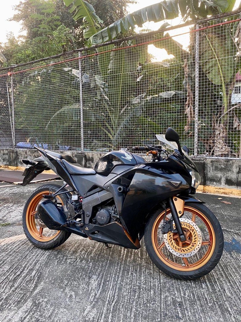 honda cbr v2