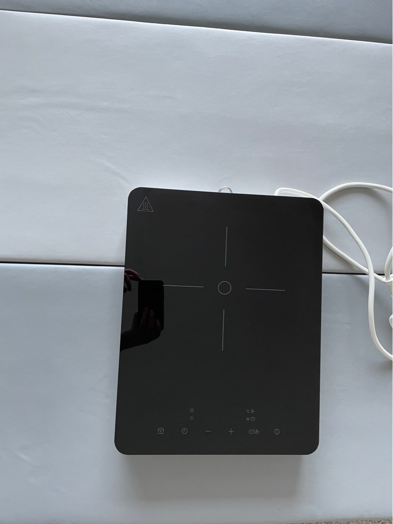 Induction Hob Tillreda IKEA in very good condition, Furniture & Home