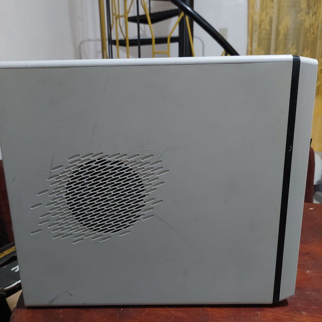 Intel Core 2 duo 8gb ram 160gb hard disk (Category: Desktops) located in Caloocan City. Submitted by idj1000 (Listing ID 1243683686, Image 3). Description: take all price is negotiable specs: intel core 2 duo 8gb ram (4x2gb) intel stock heatsink 160gb hard disk(no O.S.) Colorful gts 250 monitor hkc included dvi and vga only all units working and tested.