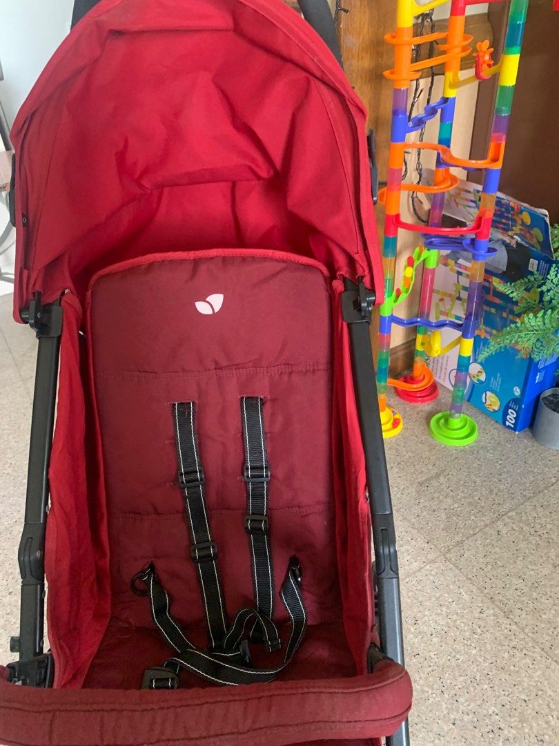 Joie Stroller (Price Negotiable) (Category: Strollers) located in Quezon City. Submitted by threesuitcaseonly (Listing ID 1243520557, Image 2). Description: Moving out sale! Wala pong sira Reason for selling: hindi na po kailangang mag stroller ng anak ko.. (bilis nilang lumaki🥺) Pick up only please!.