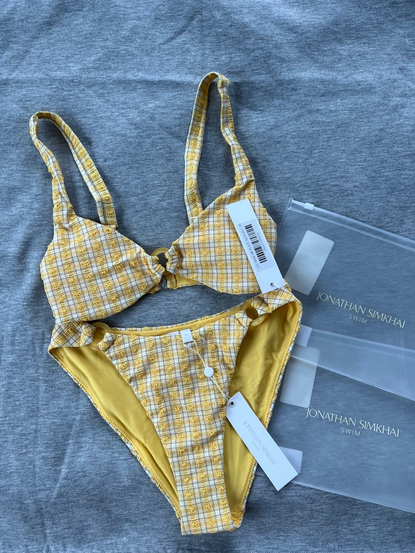 REVOLVE Jonathan Simkhai bikini set, 女裝, 泳裝, 泳衣 - Carousell
