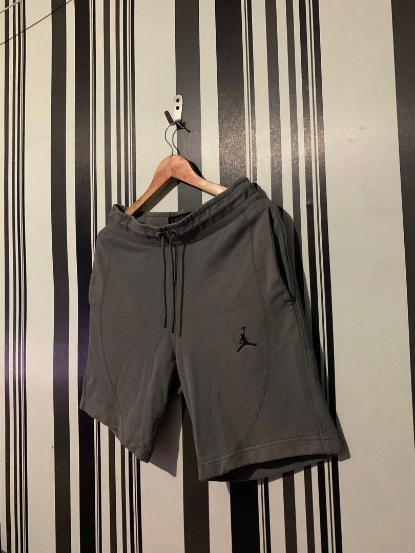JORDAN SWEAT SHORT Men s Fashion Bottoms Shorts on Carousell