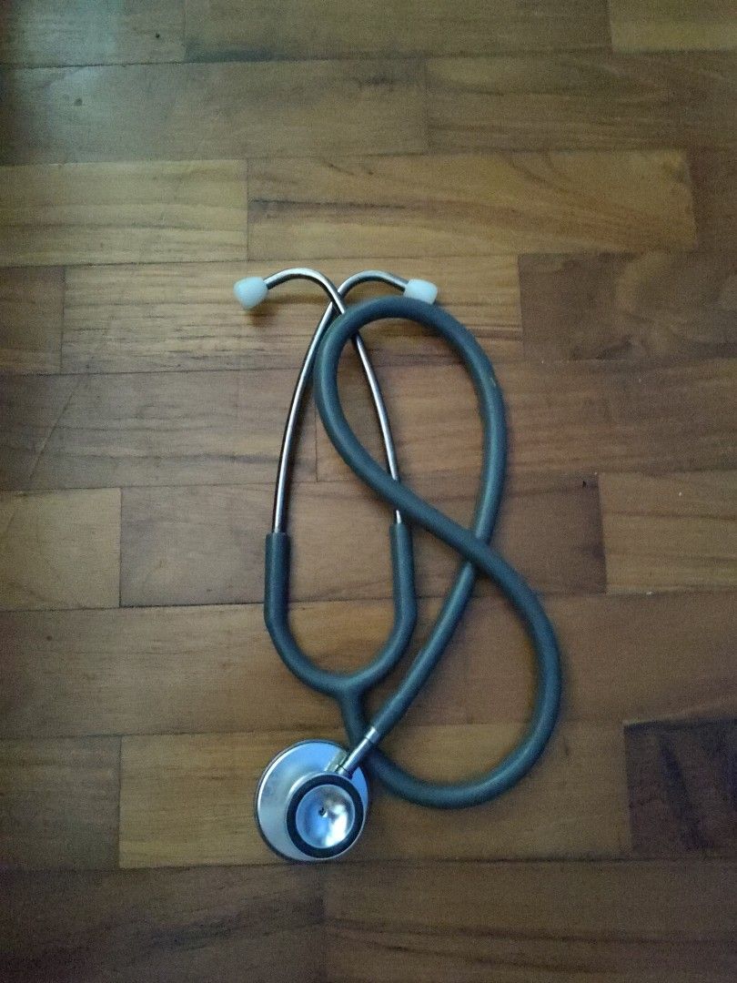 Kenz stethoscope Made in Japan, Health & Nutrition, Health Monitors