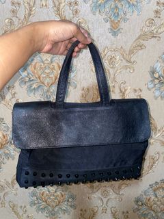 (Kategori: ) berada di . Dikirim oleh nova_bag (ID iklan 1243693096, Gambar 1). Deskripsi: .