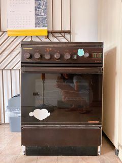 La Germania Gas Stove With Oven