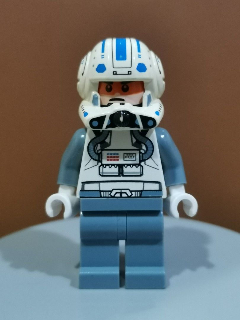 LEGO CAPTAIN JAG Hobbies Toys Toys Games on Carousell