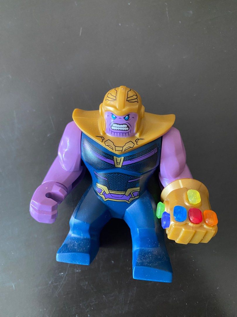 LEGO Thanos Minifigure with Gauntlet and 6 Infinity Stones from Infinity War