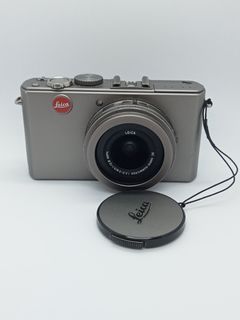 99% Leica D-Lux 2 silver, 攝影器材, 相機- Carousell