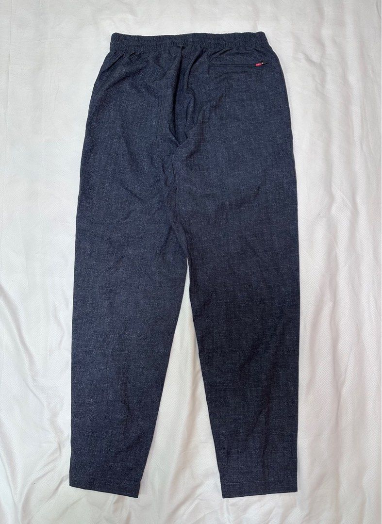 Levi's travel pants store