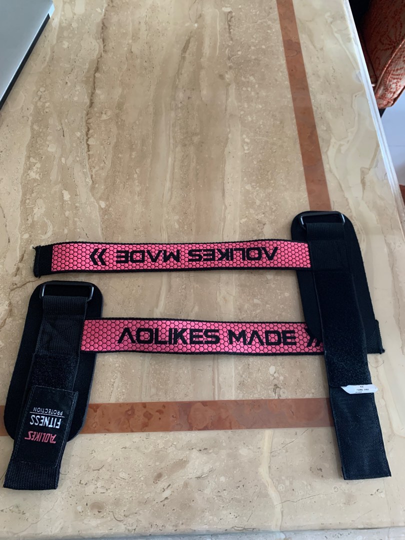 Lifting straps, Sports Equipment, Exercise & Fitness, Weights