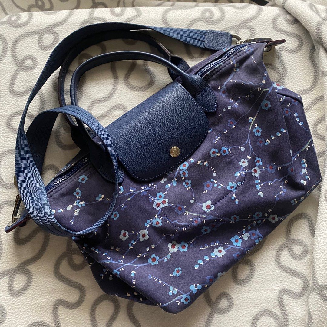 Longchamp Le Pliage Neo, Luxury, Bags & Wallets on Carousell