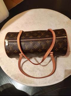 Louis Vuitton, Bags, Discontinued Authentic Louis Vuitton Flower Hobo  Bagsee The Video