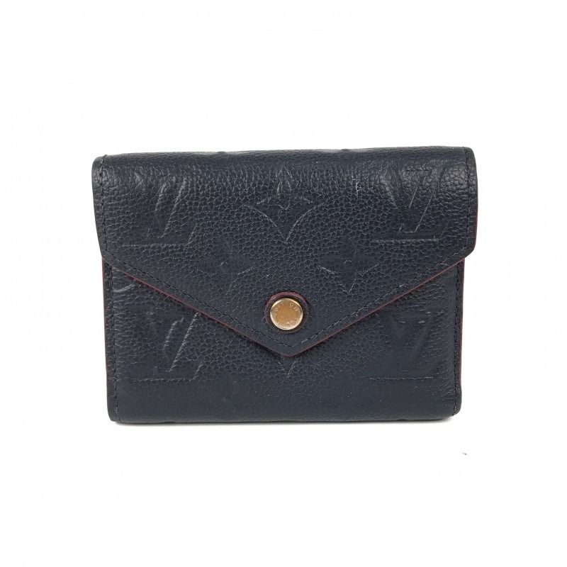 Louis Vuitton Pochette Metis Empreinte Noir Leather Bag, Luxury, Bags &  Wallets on Carousell