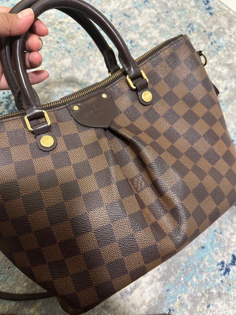 Quick Comparison: Louis Vuitton Neverfull MM vs Siena GM 