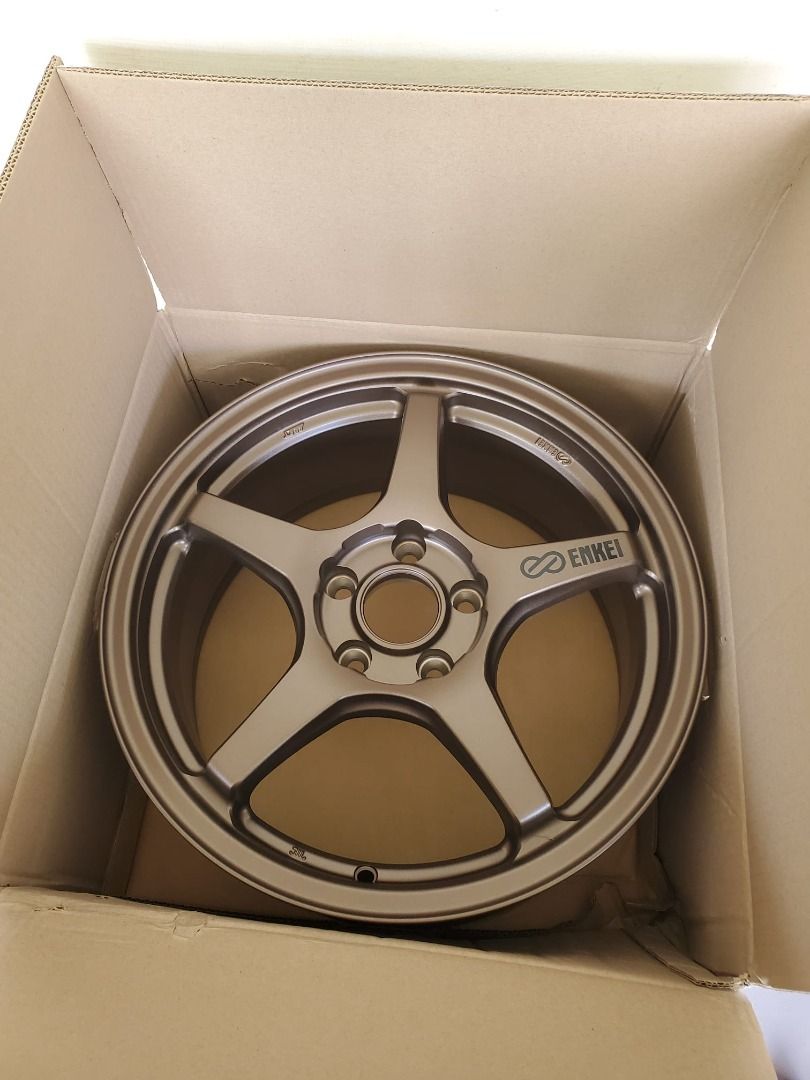 Low Mileage Enkei TS-5 Rims 17x8J ET40 Made in Japan, Car Accessories ...