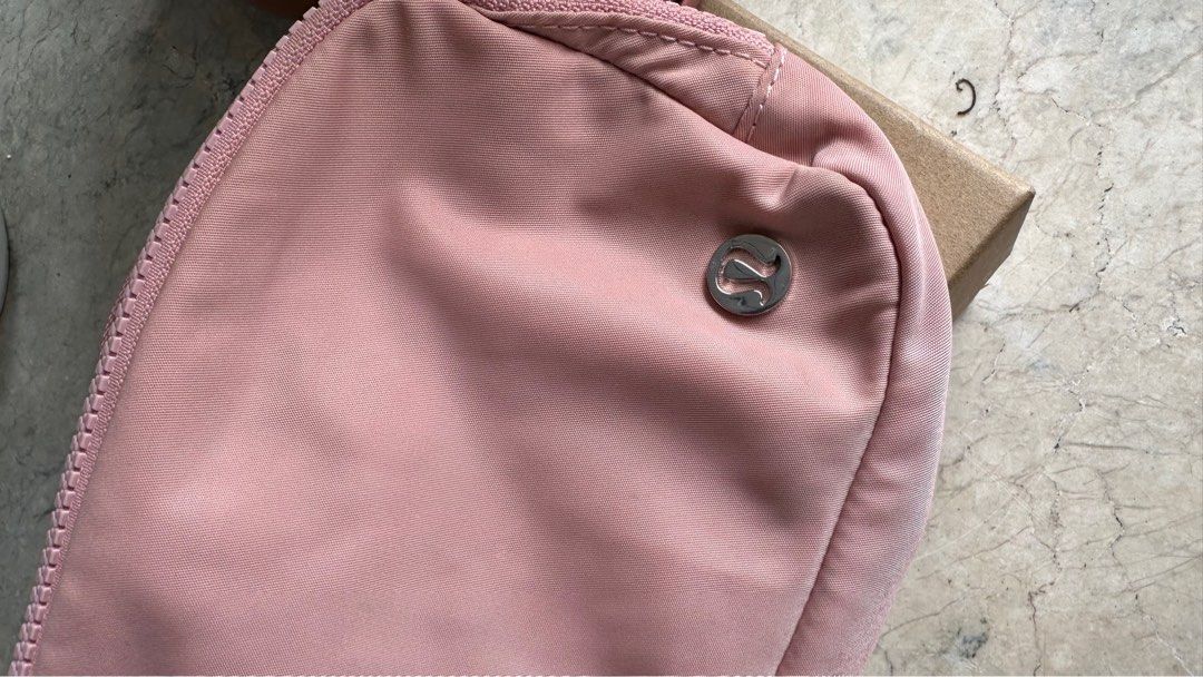 Lululemon Everywhere Belt Bag, 1L (Pink Taupe