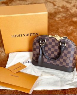 LOUIS VUITTON Authentic Alma PM Full Taurillon Leather Noir Handbag Bag LV  $2700