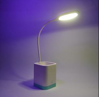 Make up Desk Ring light Desk Lamp With storage stand bendable neck LED light Rechargable