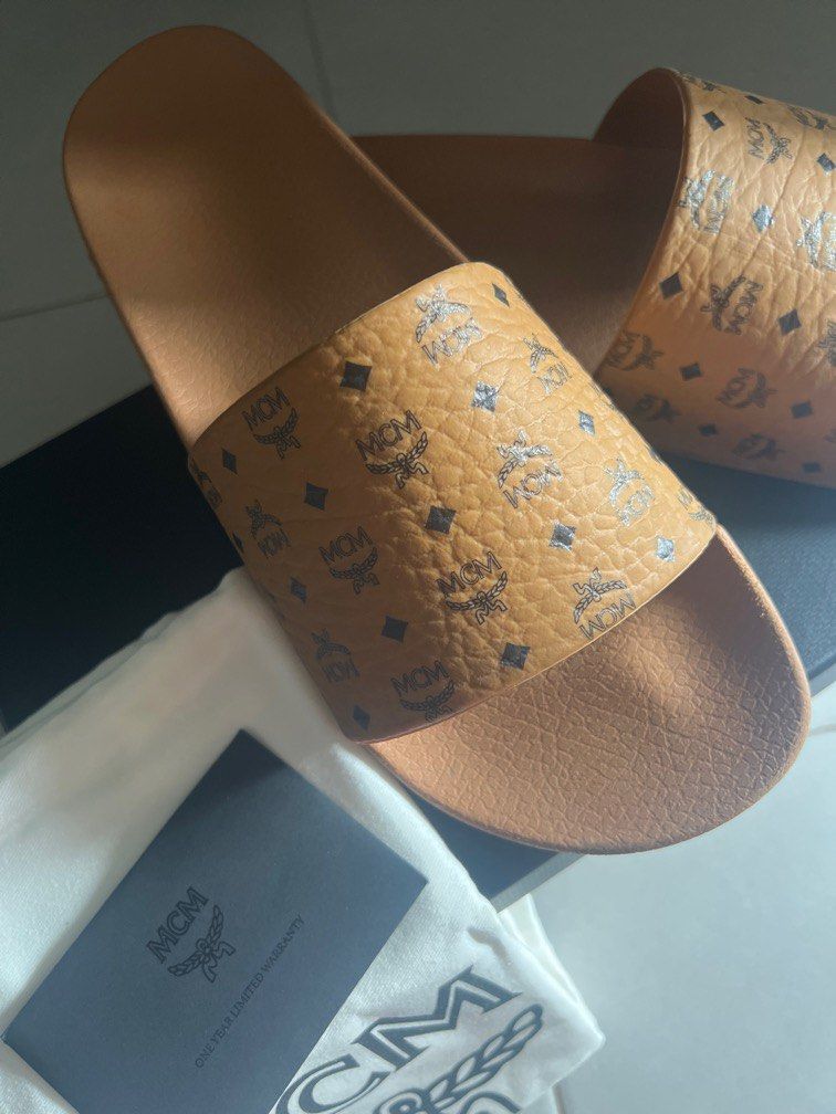 Mcm slides deals cognac