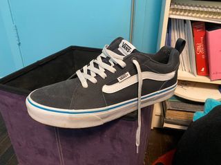 Men’s Size Nine Sneakers