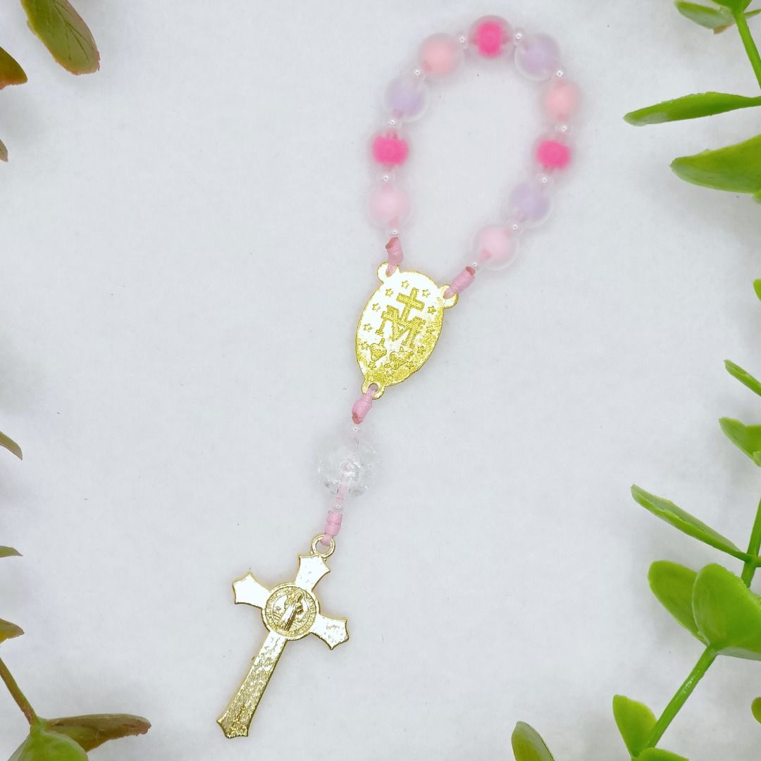 Catholic necklace with outlet beads