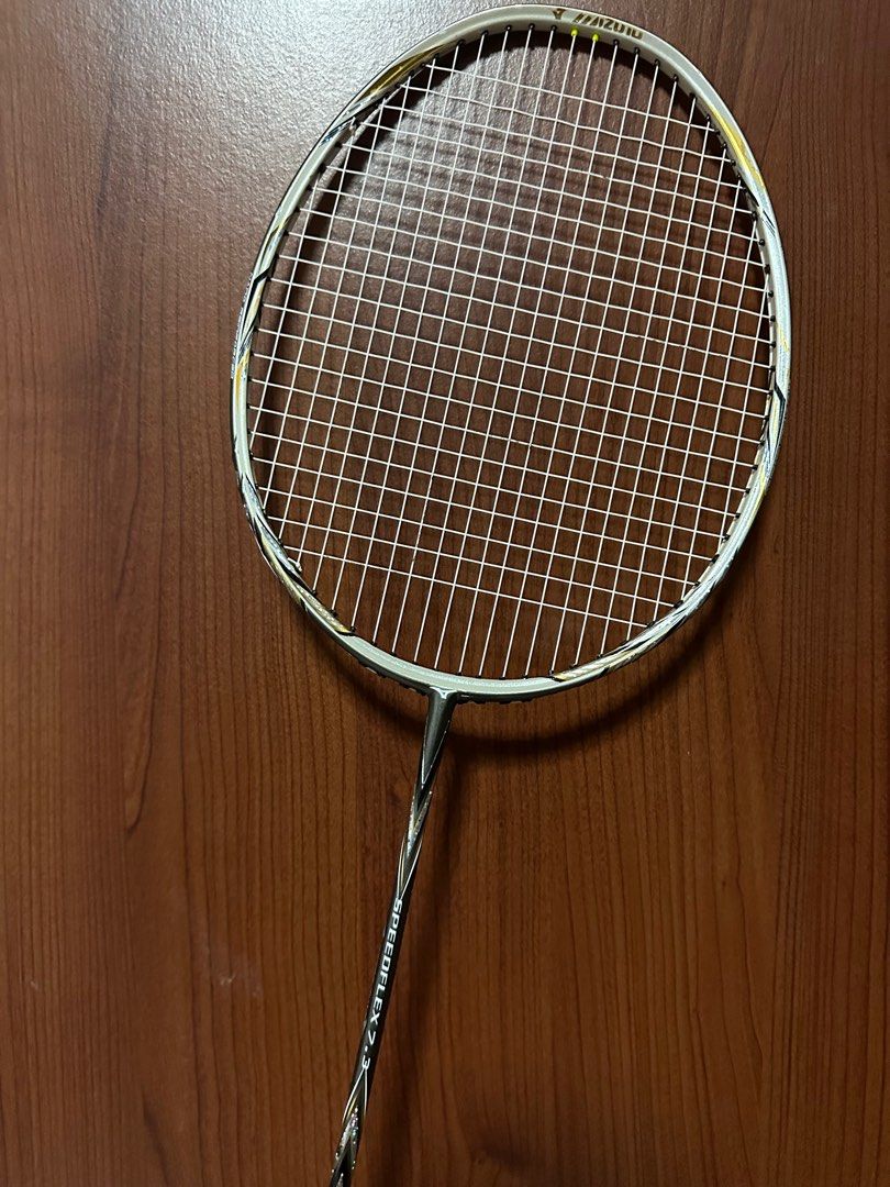 Mizuno Speedflex 7.3 yonex Victor li Ning badminton