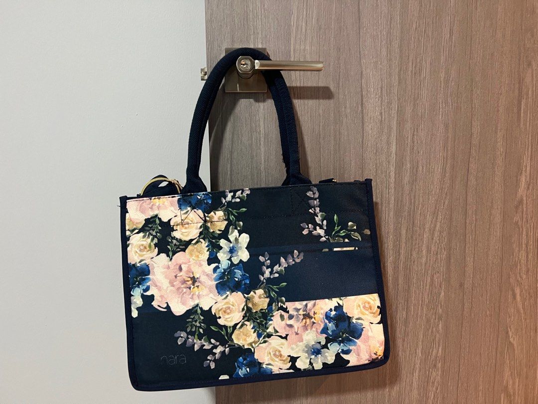 Nara Madeleine Tote Bag, Women's Fashion, Bags & Wallets, Shoulder Bags
