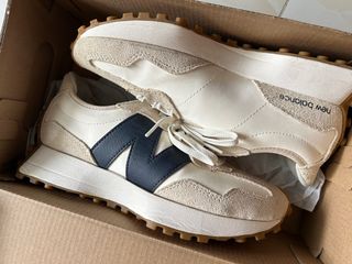 （分類：）位於 。 由 brushingbery 提交（商品編號 1243586593，圖片 1）。簡介： 。