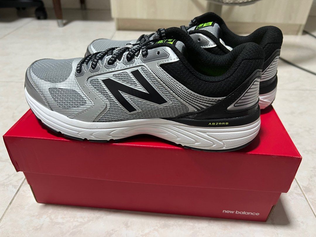 Saf emart shop running shoes