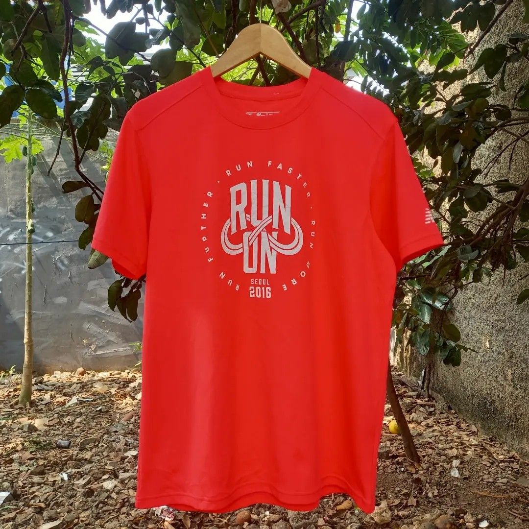 New balance run top on seoul