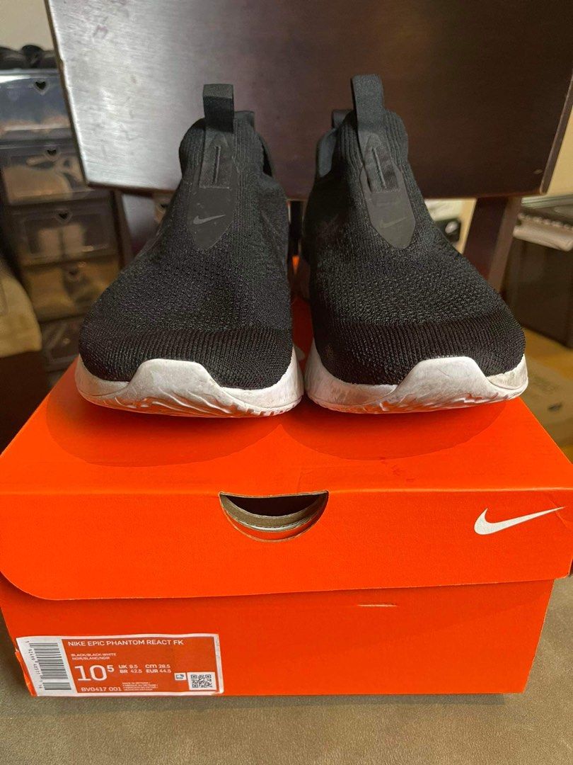 NIKE EPIC PHANTOM REACT MEN’S SIZE 10.5 (Category: Sneakers) located in Manila. Submitted by patrice29 (Listing ID 1243682999, Image 3). Description: NIKE EPIC PHANTOM REACT MEN’S SIZE 10.5 Black/White 9/10 condition, minimal heel drags .