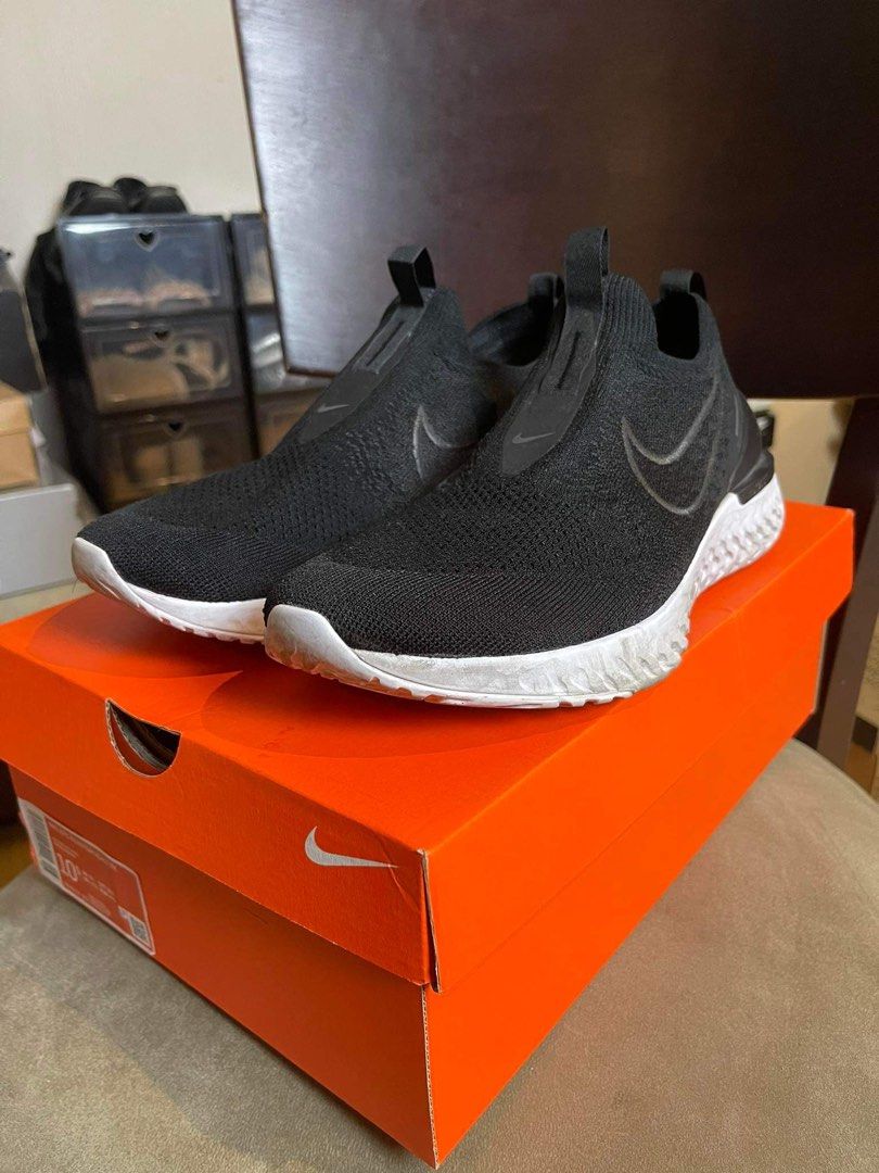 NIKE EPIC PHANTOM REACT MEN’S SIZE 10.5 (Category: Sneakers) located in Manila. Submitted by patrice29 (Listing ID 1243682999, Image 2). Description: NIKE EPIC PHANTOM REACT MEN’S SIZE 10.5 Black/White 9/10 condition, minimal heel drags .