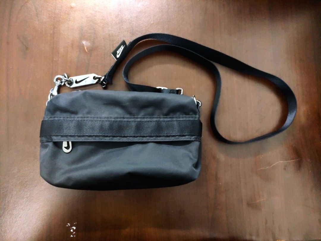 Nike Futura Luxe Cross-body Bag Black