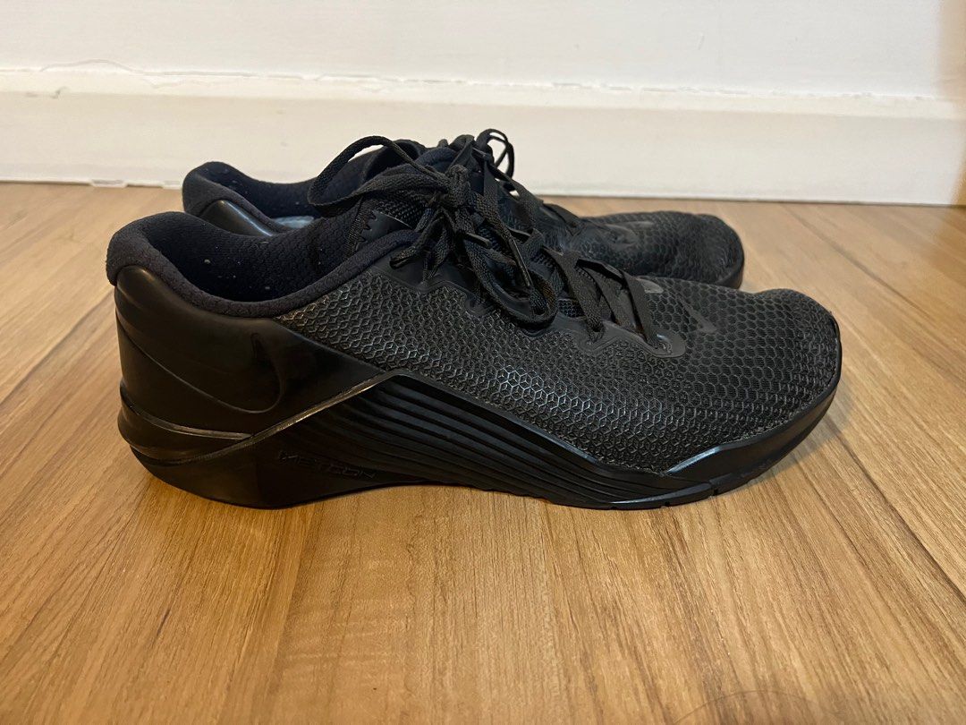 Metcon 5 deals triple black