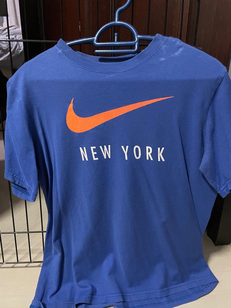 Red nike clothes hot sale