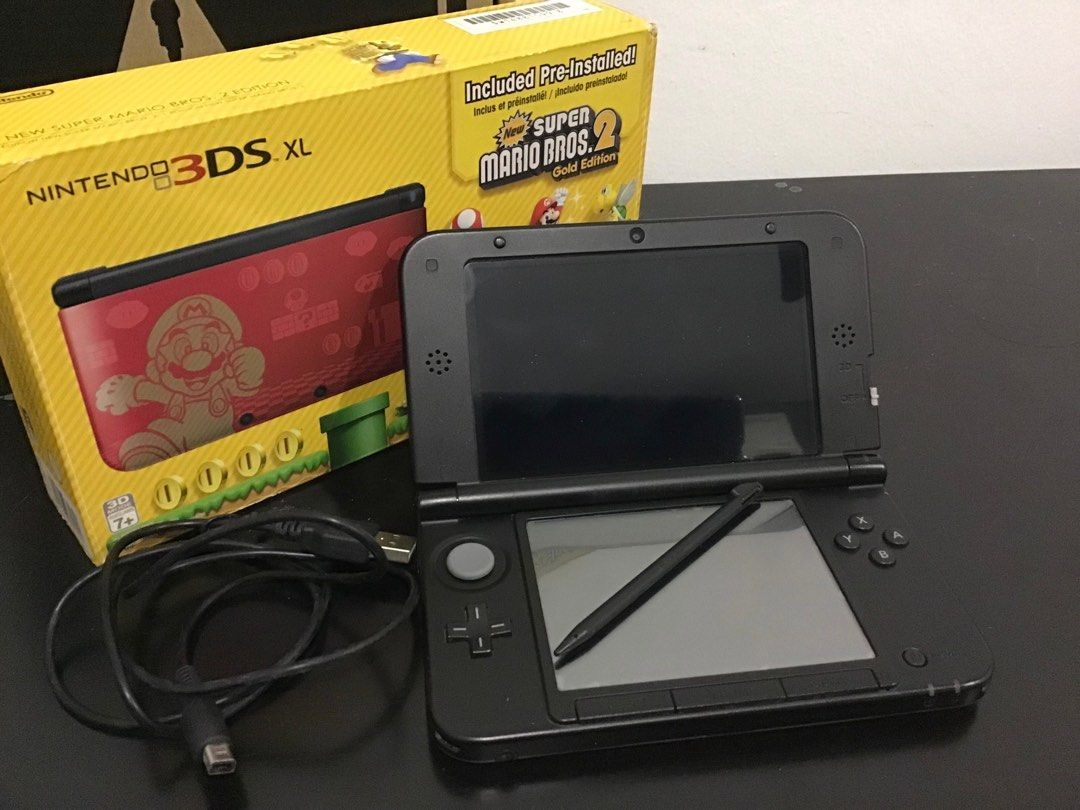 Nintendo 3DS XL Super Mario Bros 2 Limited Edition Urgent to sell