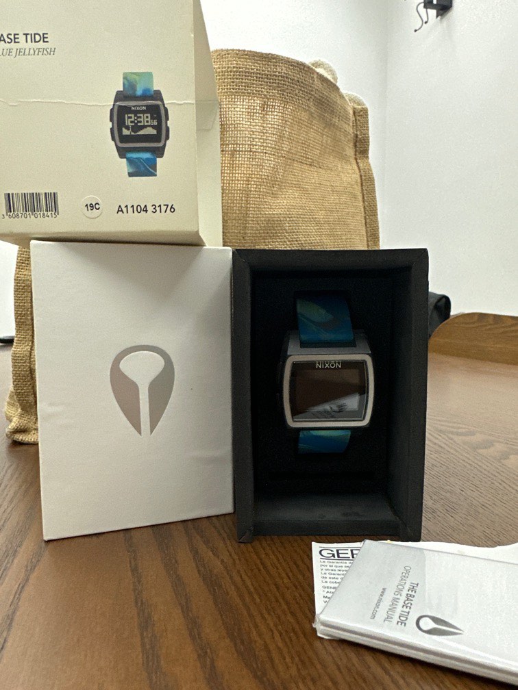 Nixon Base Tide Blue Jellyfish