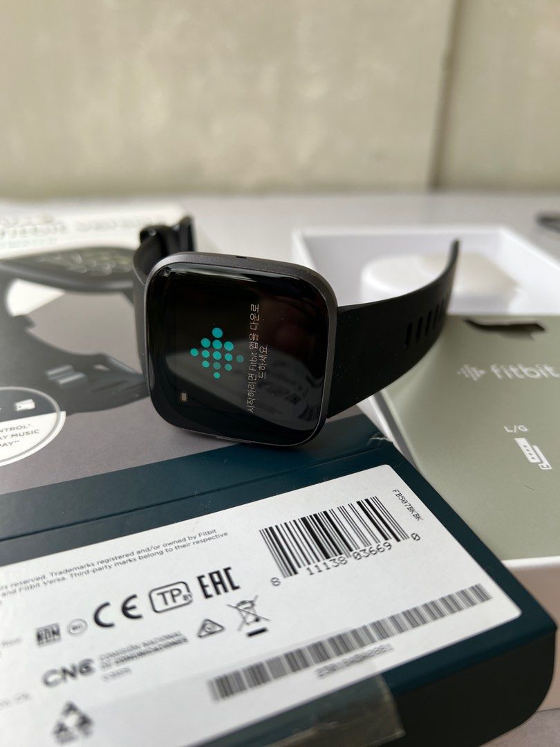 Fitbit versa hotsell lite pebble