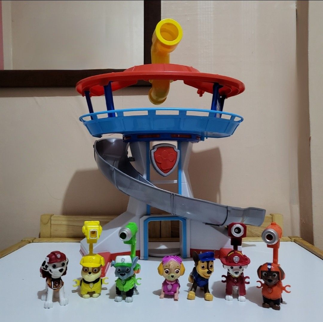 Original Paw patrol tower with pups on Carousell
