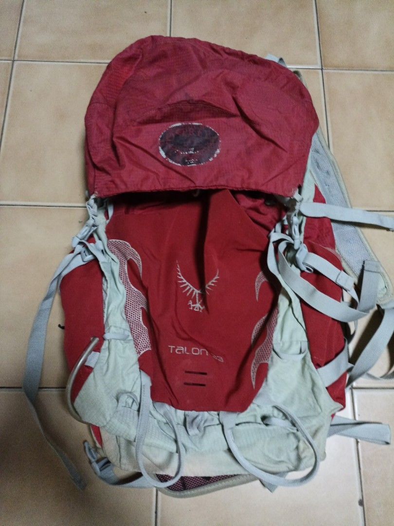 Osprey Talon 33 Backpack, Sports Equipment, Hiking & Camping on Carousell