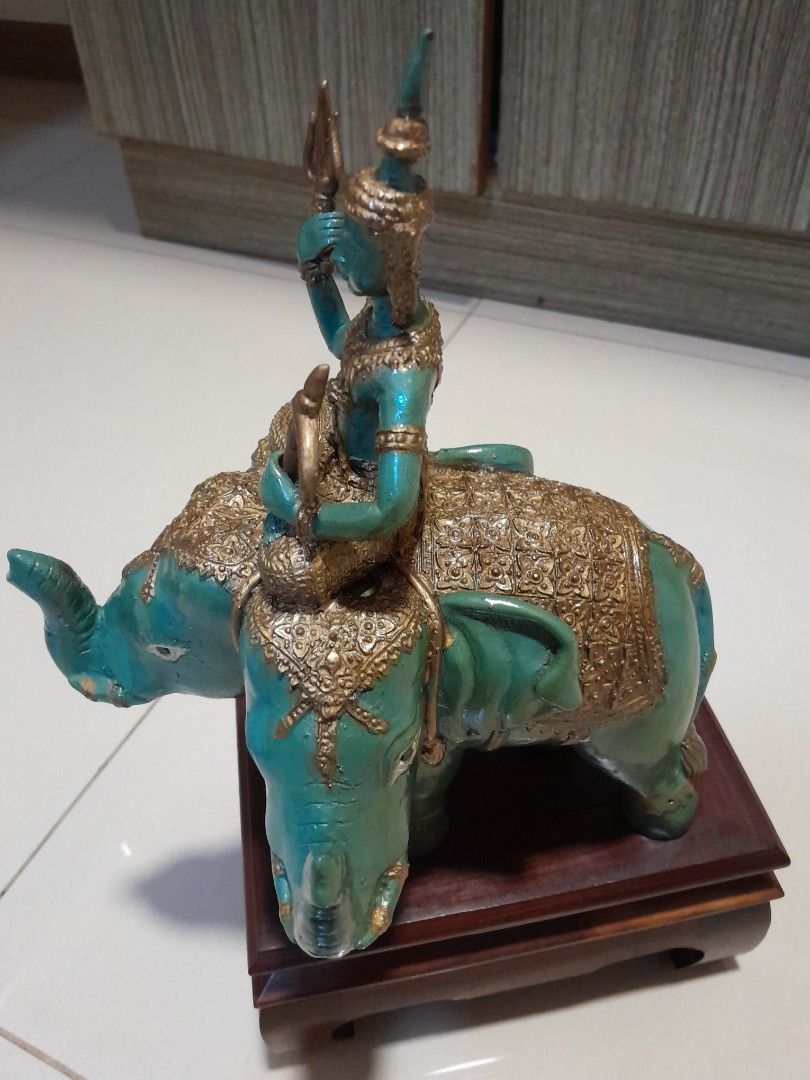 Phra sakka devanam indra from Thailand. Old statue, Furniture & Home ...