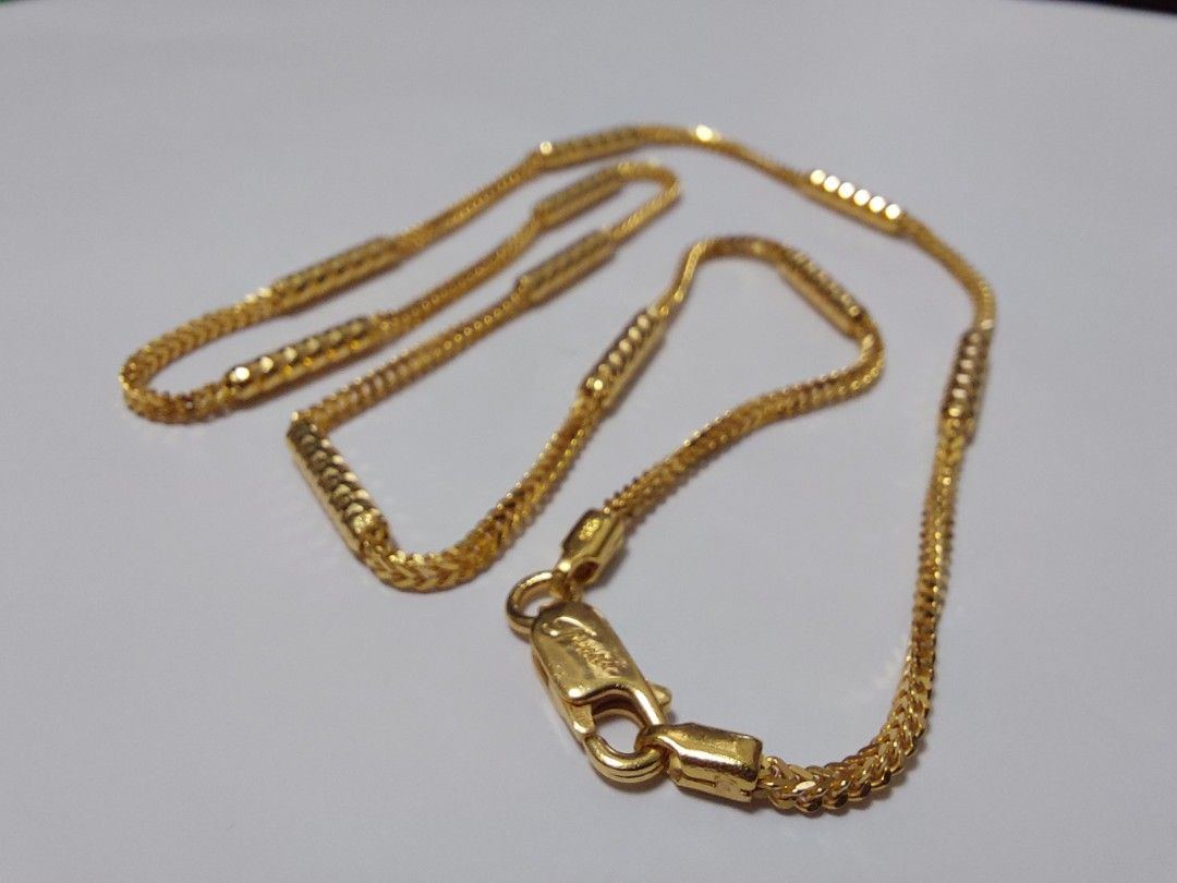 Gold chain with bar store